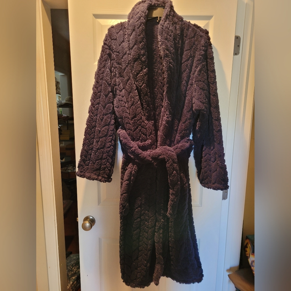 Cozy Plush Bathrobe in Deep Plum